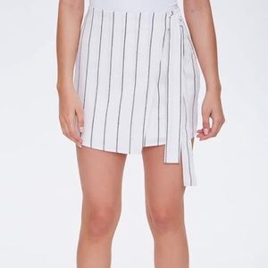 Forever 21 striped mock white skirt
